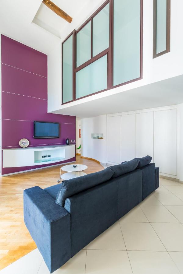 Design & Studio Duplex At National Museum Naples Exterior photo