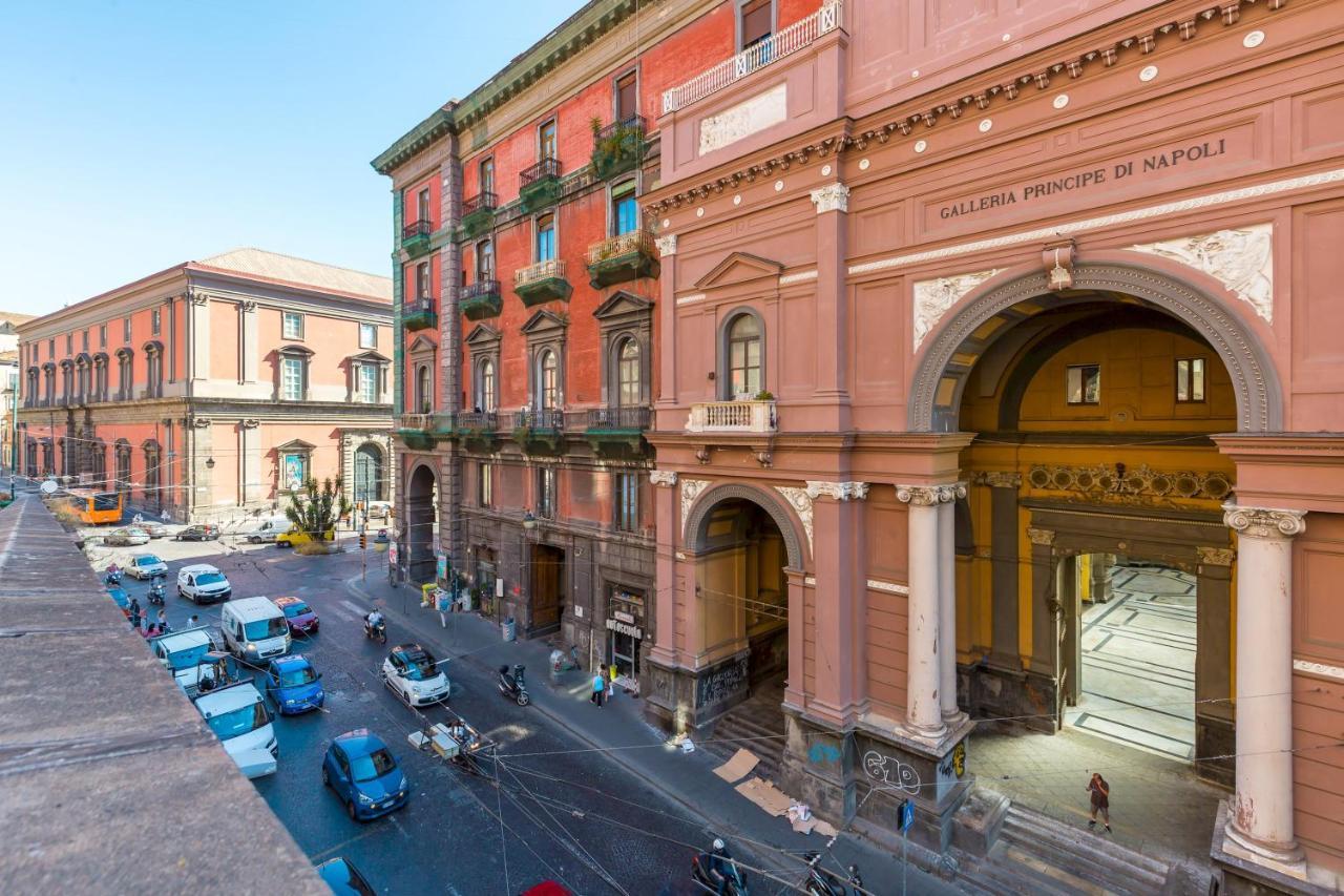 Design & Studio Duplex At National Museum Naples Exterior photo