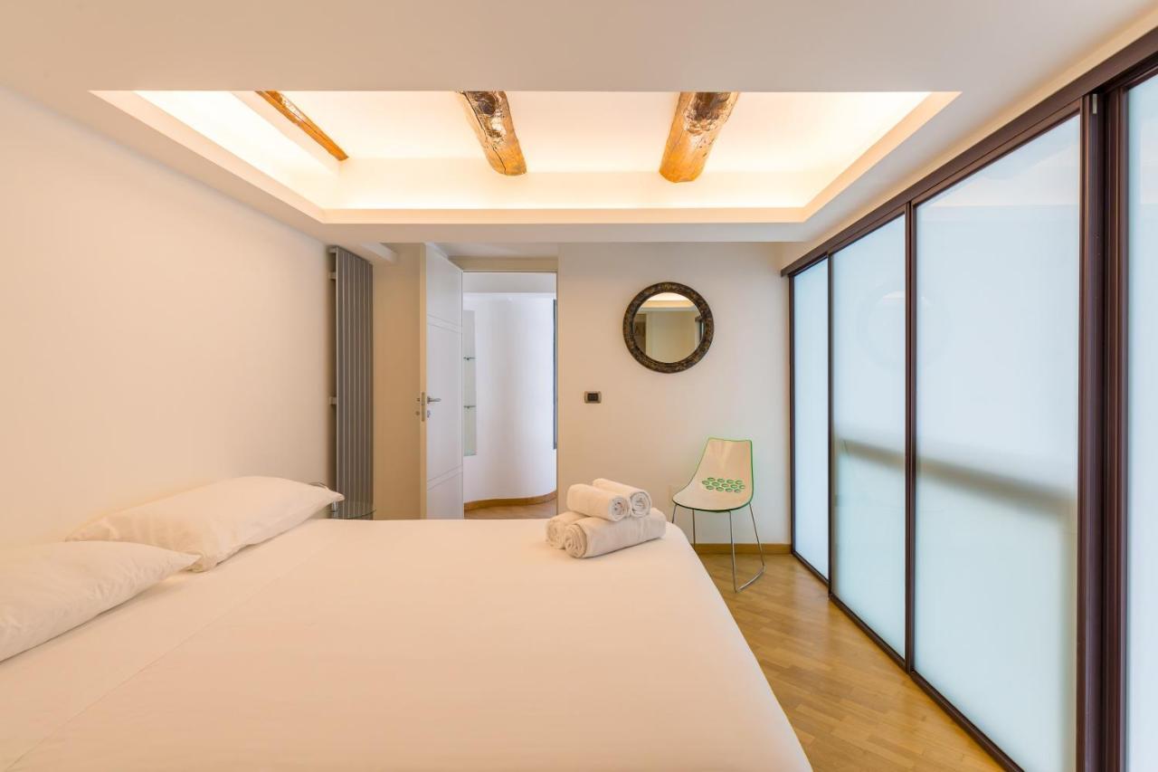 Design & Studio Duplex At National Museum Naples Exterior photo